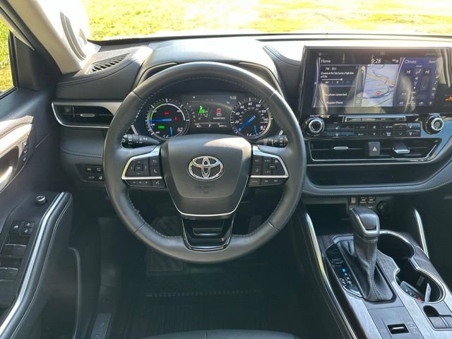 Used 2021 Toyota Highlander Limited AWD/4WD image 26