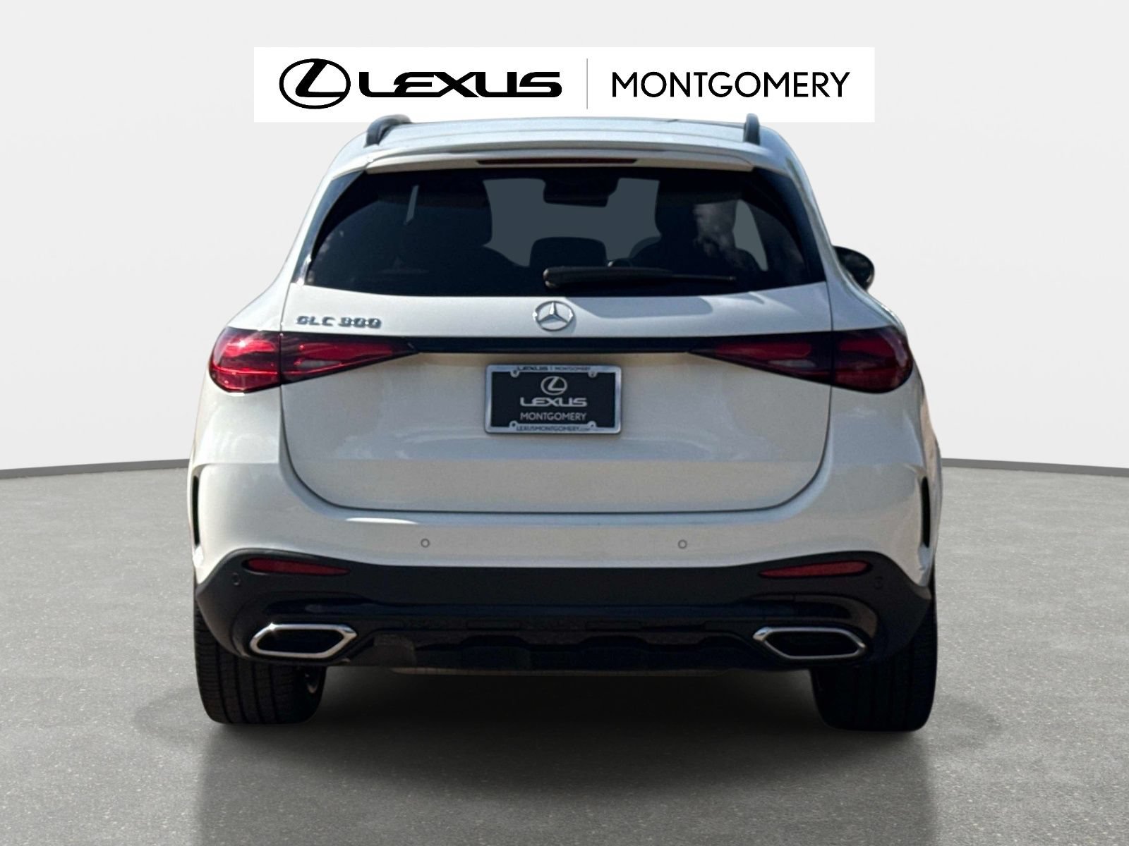 Used 2023 Mercedes-Benz GLC 300 image 4