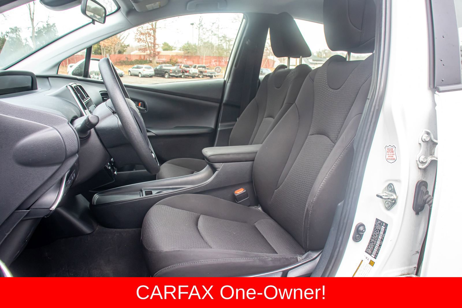 Used 2022 Toyota Prius LE image 13