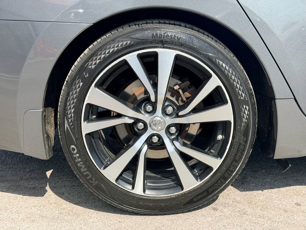Used 2018 Nissan Maxima 3.5 SV FWD image 28