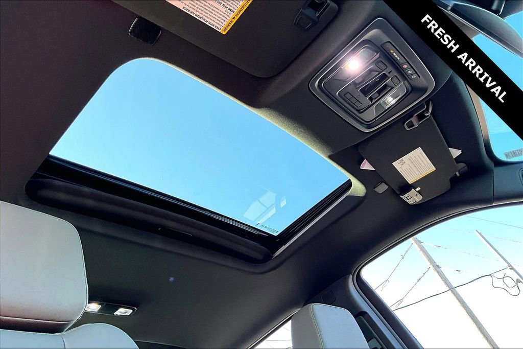 Used 2025 Chevrolet Silverado 1500 ZR2 w/ Dark Appearance Package image 26