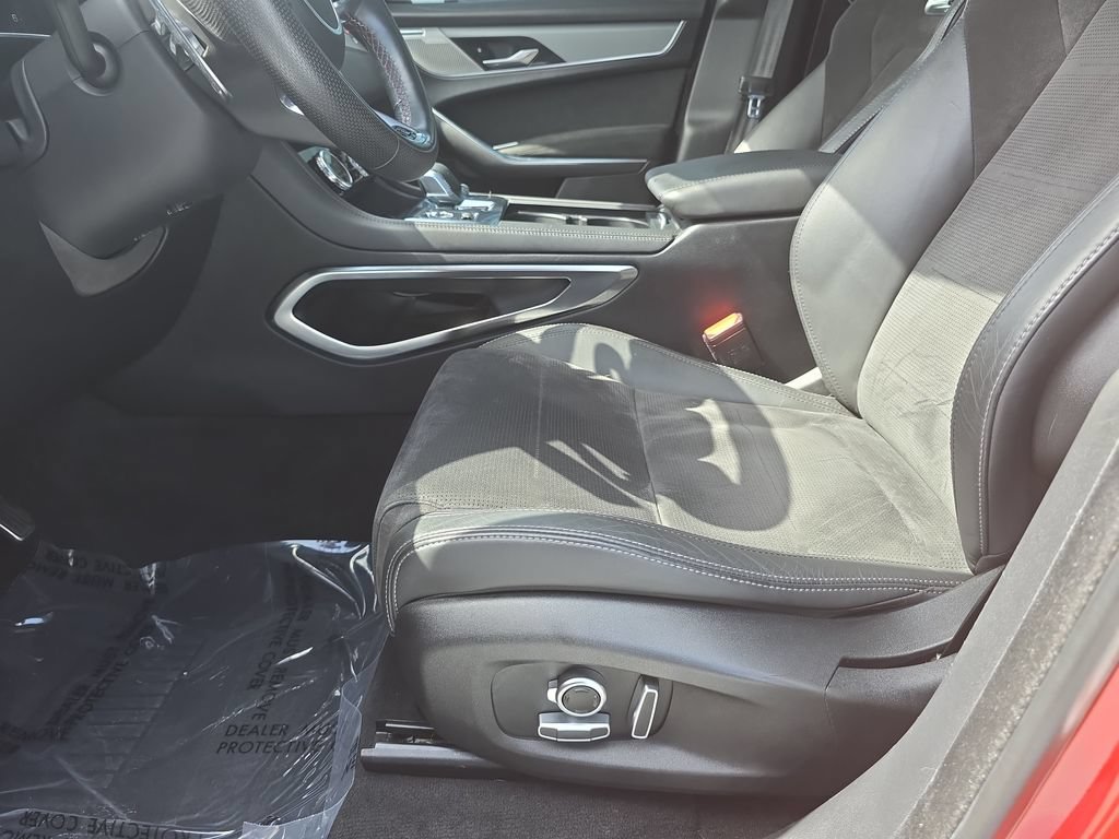 Used 2021 Jaguar F-PACE SVR AWD/4WD image 27