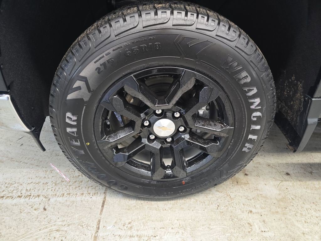 Certified 2024 Chevrolet Silverado 1500 LT w/ Protection Package AWD/4WD image 11