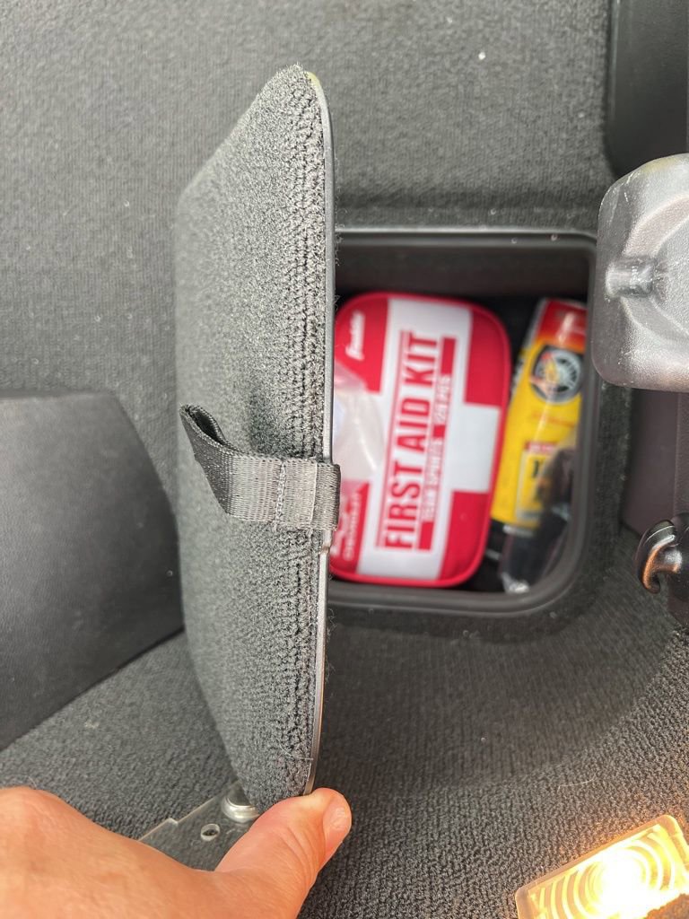 Used 2019 Chevrolet Corvette Stingray Coupe w/ 1LT image 40