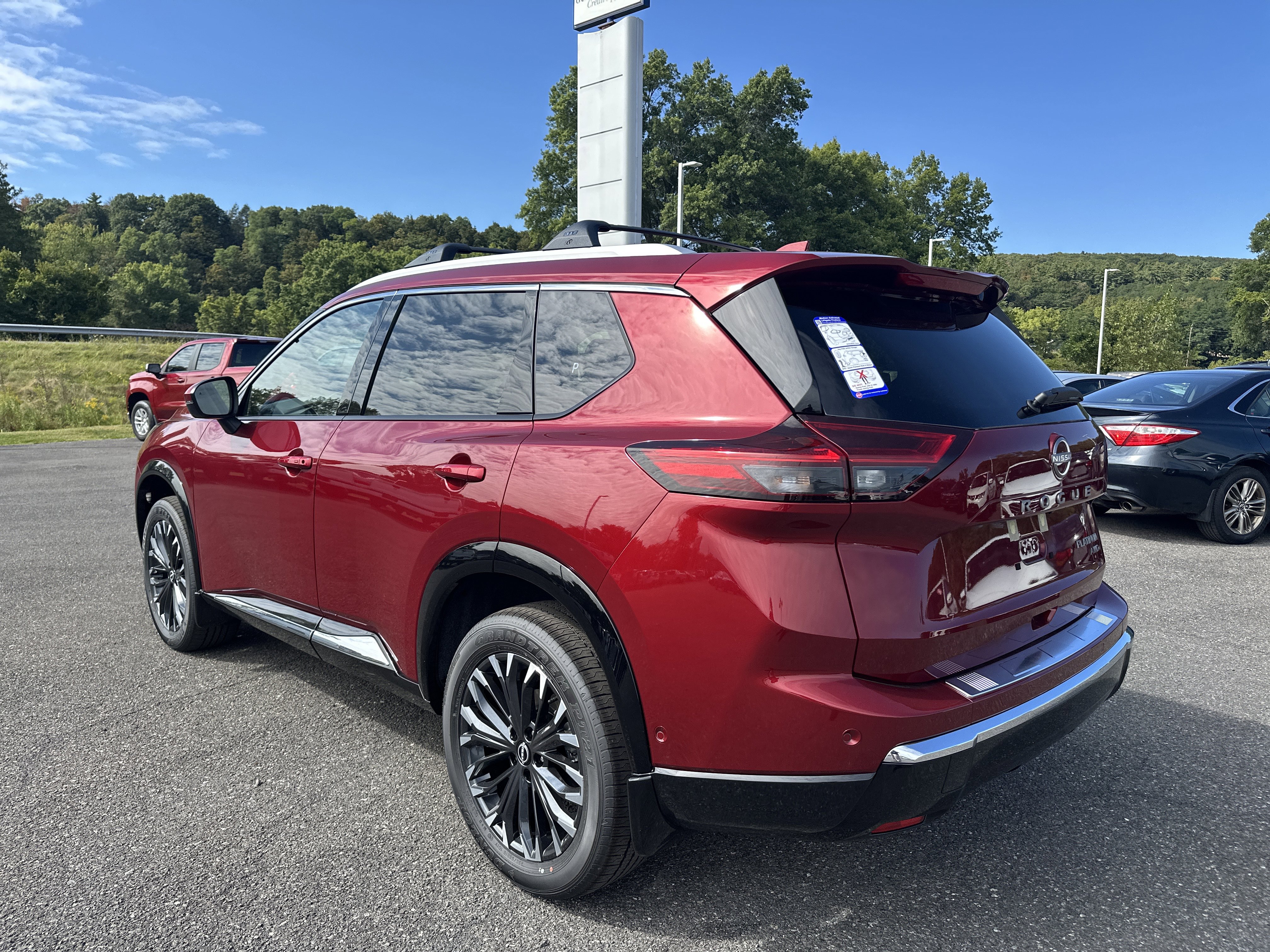 New 2026 Nissan Rogue Platinum w/ Platinum Premium Package image 7