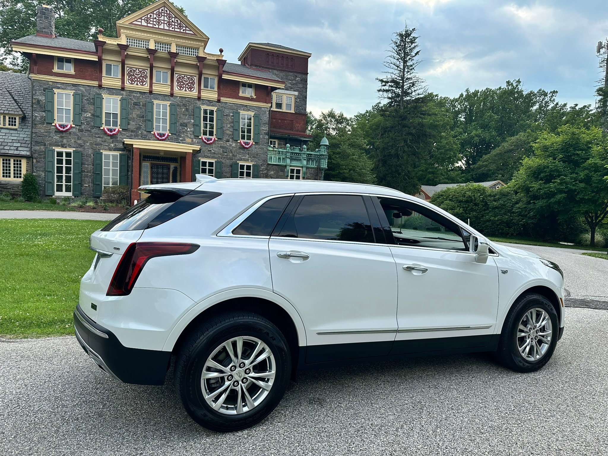 Used 2020 Cadillac XT5 Premium Luxury AWD/4WD image 11