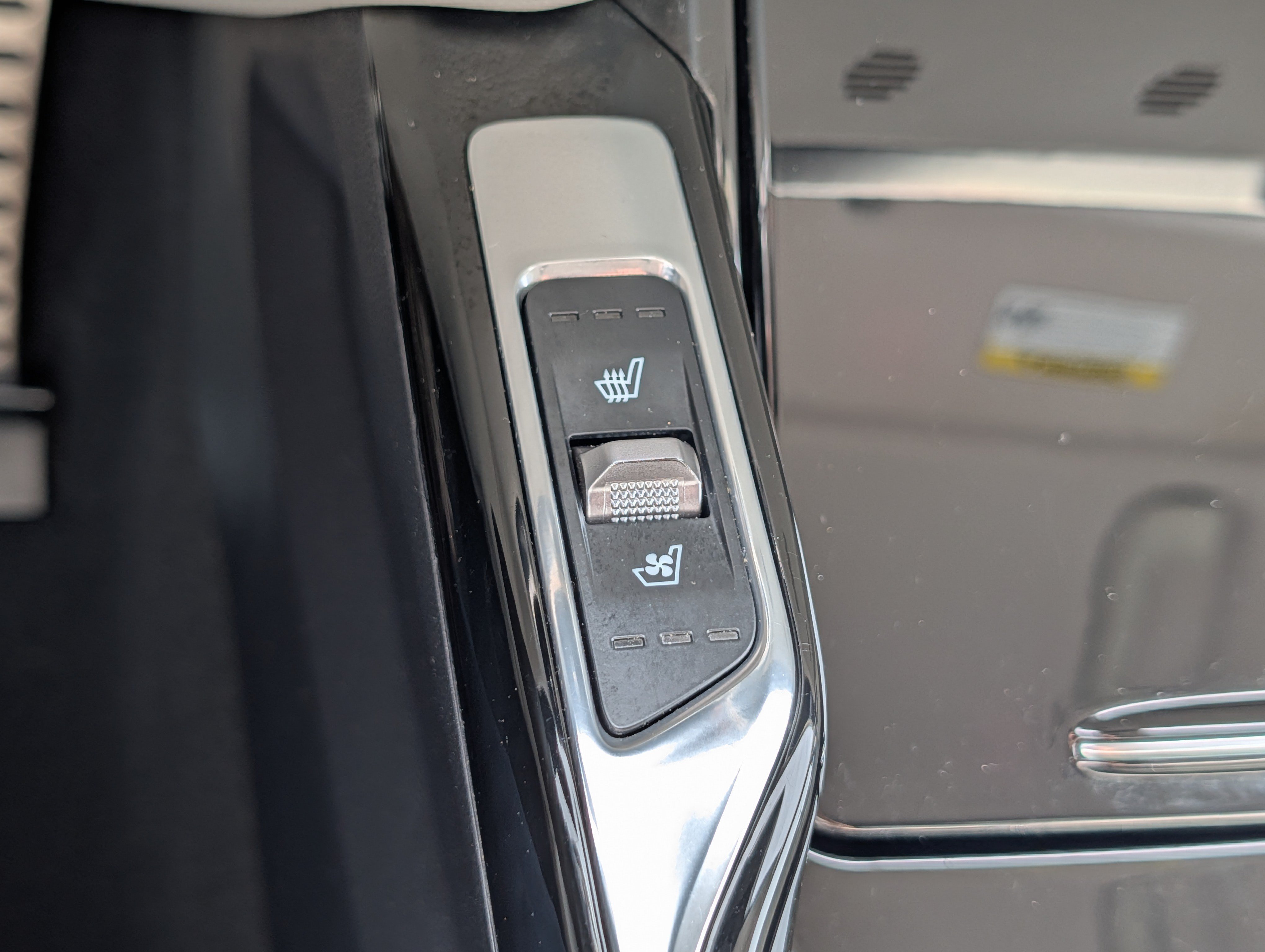 Certified 2023 Kia Sorento SX Prestige AWD/4WD image 28