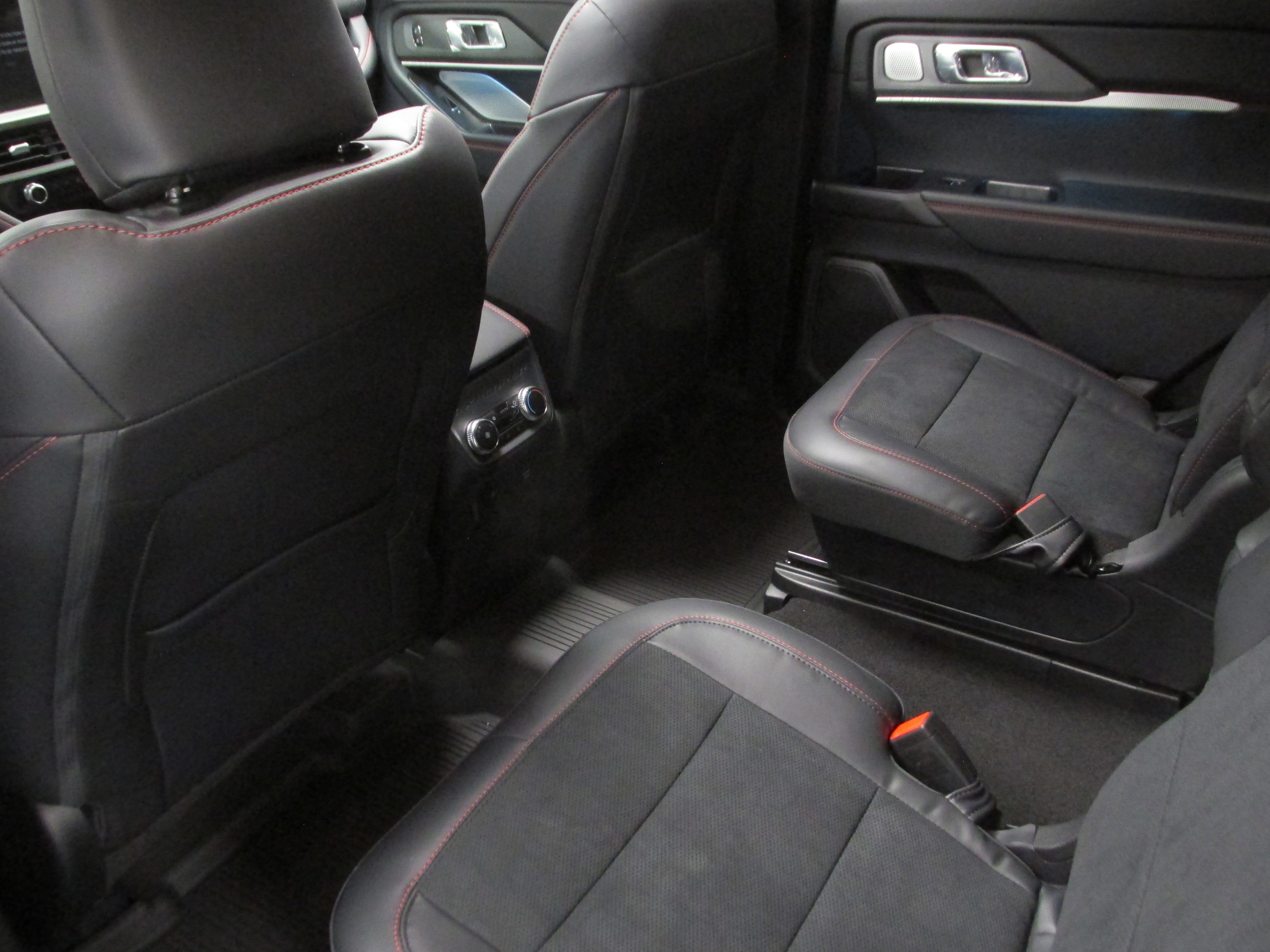 New 2025 Ford Explorer ST w/ Sun And Sound Package image 24