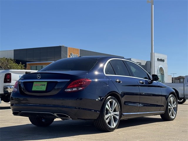 Used 2015 Mercedes-Benz C 300 Sedan image 4