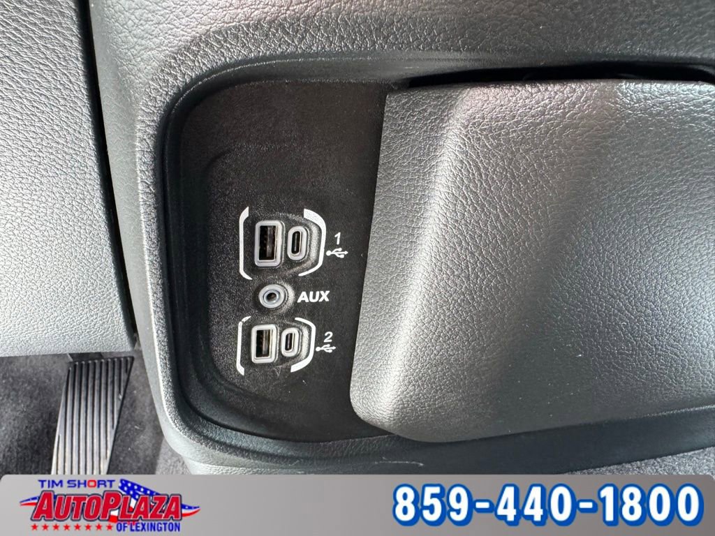 Used 2025 RAM 1500 Tradesman image 33