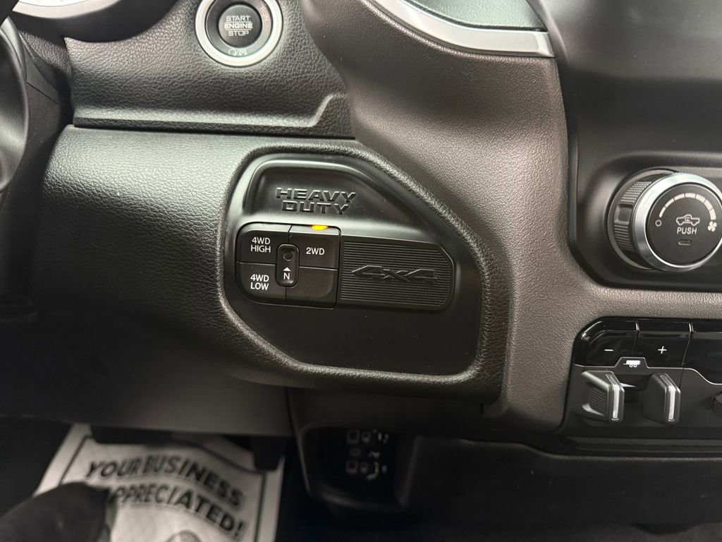 Used 2021 RAM 2500 Big Horn image 28