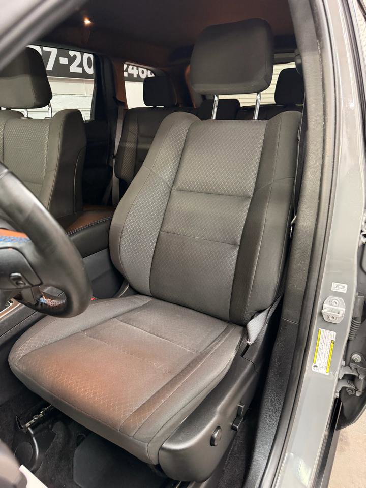 Used 2019 Jeep Grand Cherokee Laredo RWD image 17