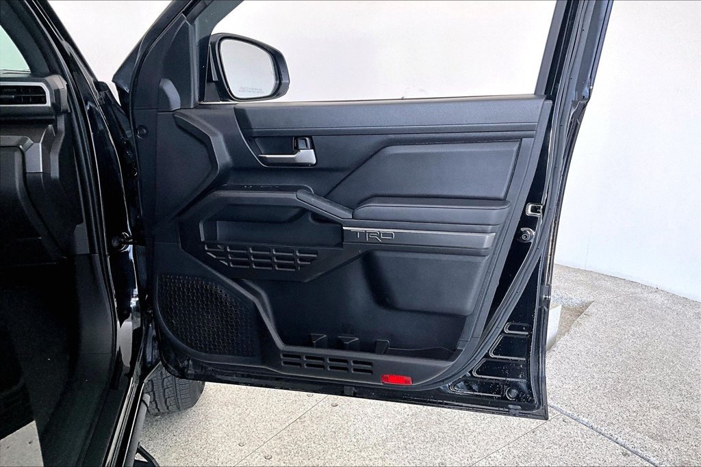 Used 2025 Toyota Tacoma TRD Sport RWD image 22