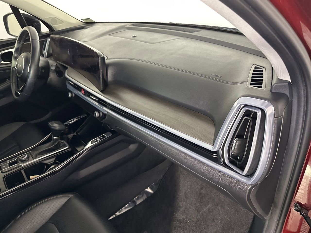 Used 2024 Kia Sorento SX image 36