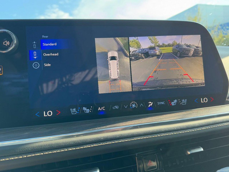 New 2026 Chevrolet Suburban Premier image 20