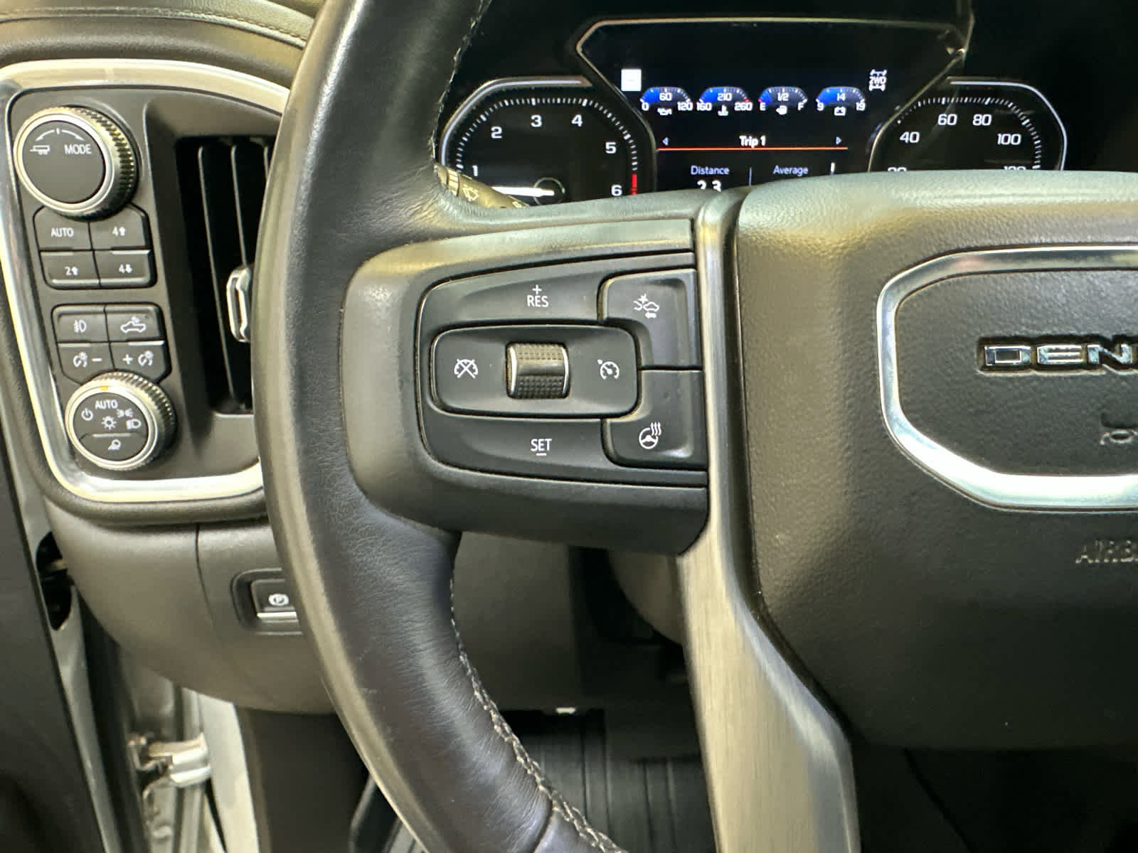 Certified 2021 GMC Sierra 2500 Denali w/ Denali Ultimate Package image 22