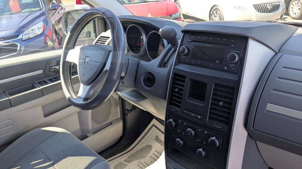 Used 2010 Dodge Grand Caravan SE w/ Climate Group FWD image 25