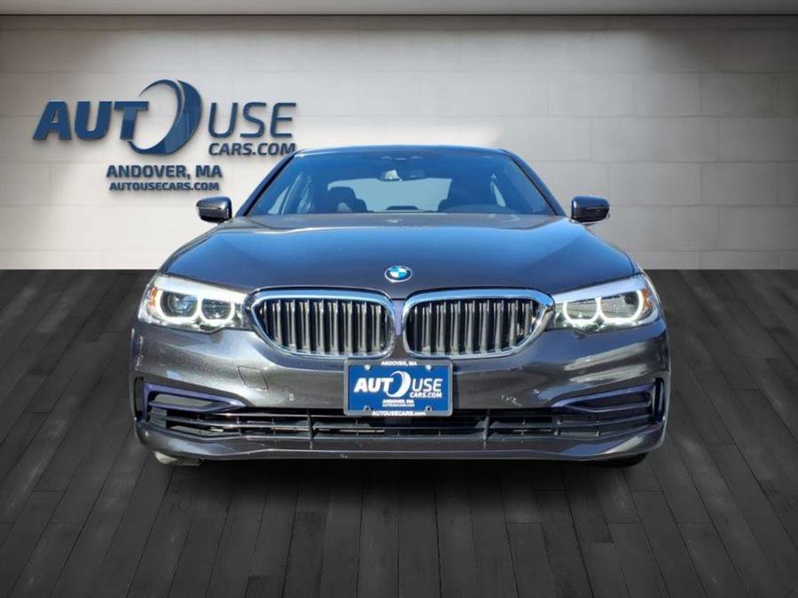 Used 2019 BMW 540i xDrive image 2
