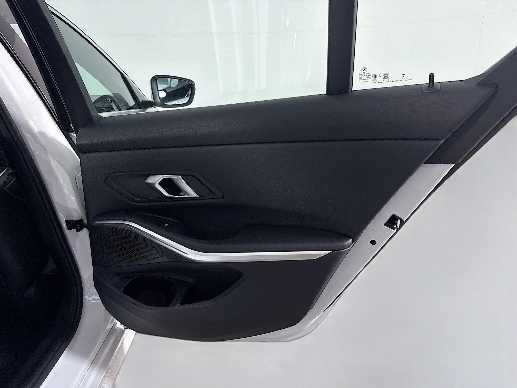 Used 2026 BMW 330i Sedan image 28