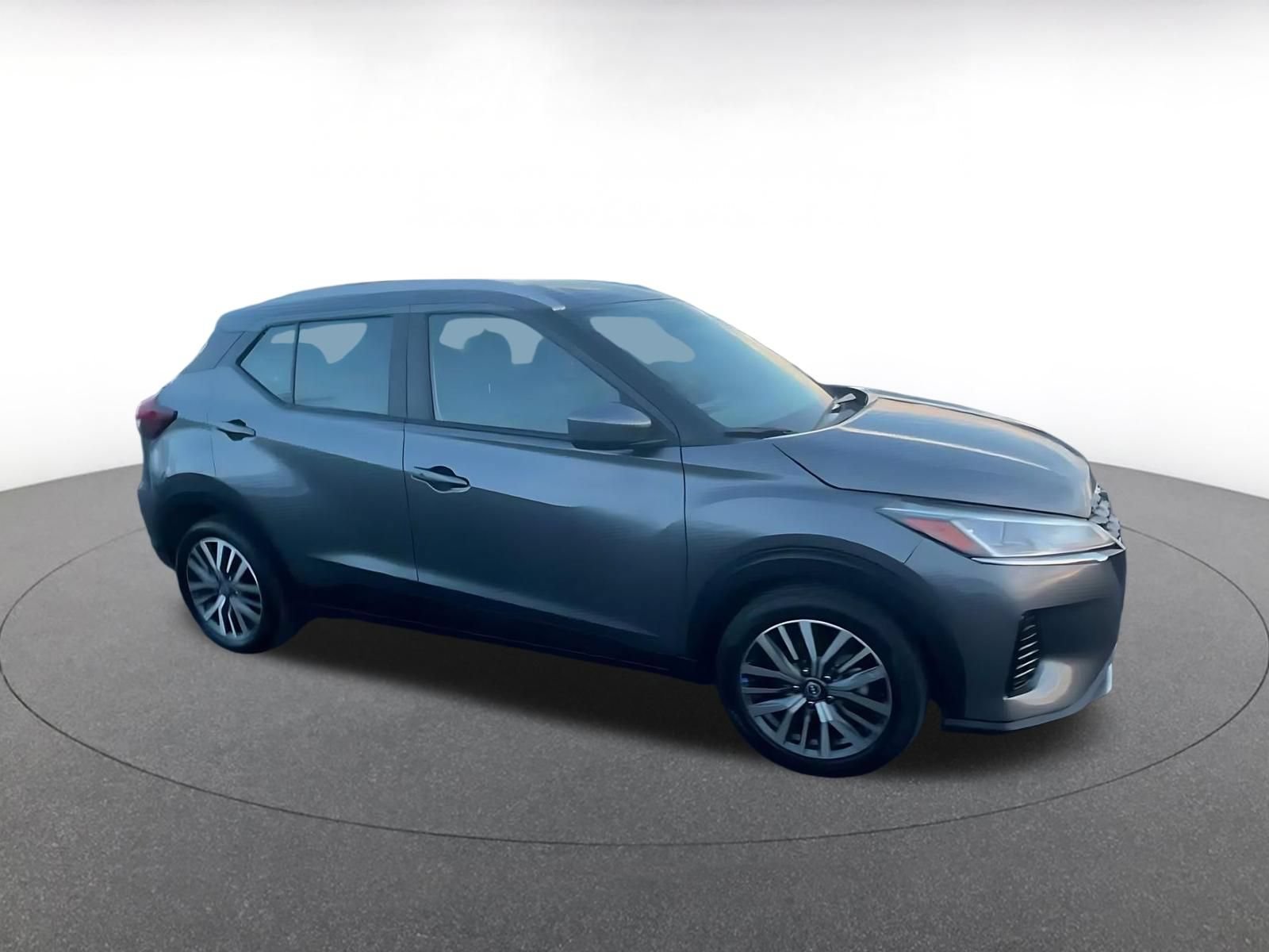 Used 2024 Nissan Kicks SV FWD video 2