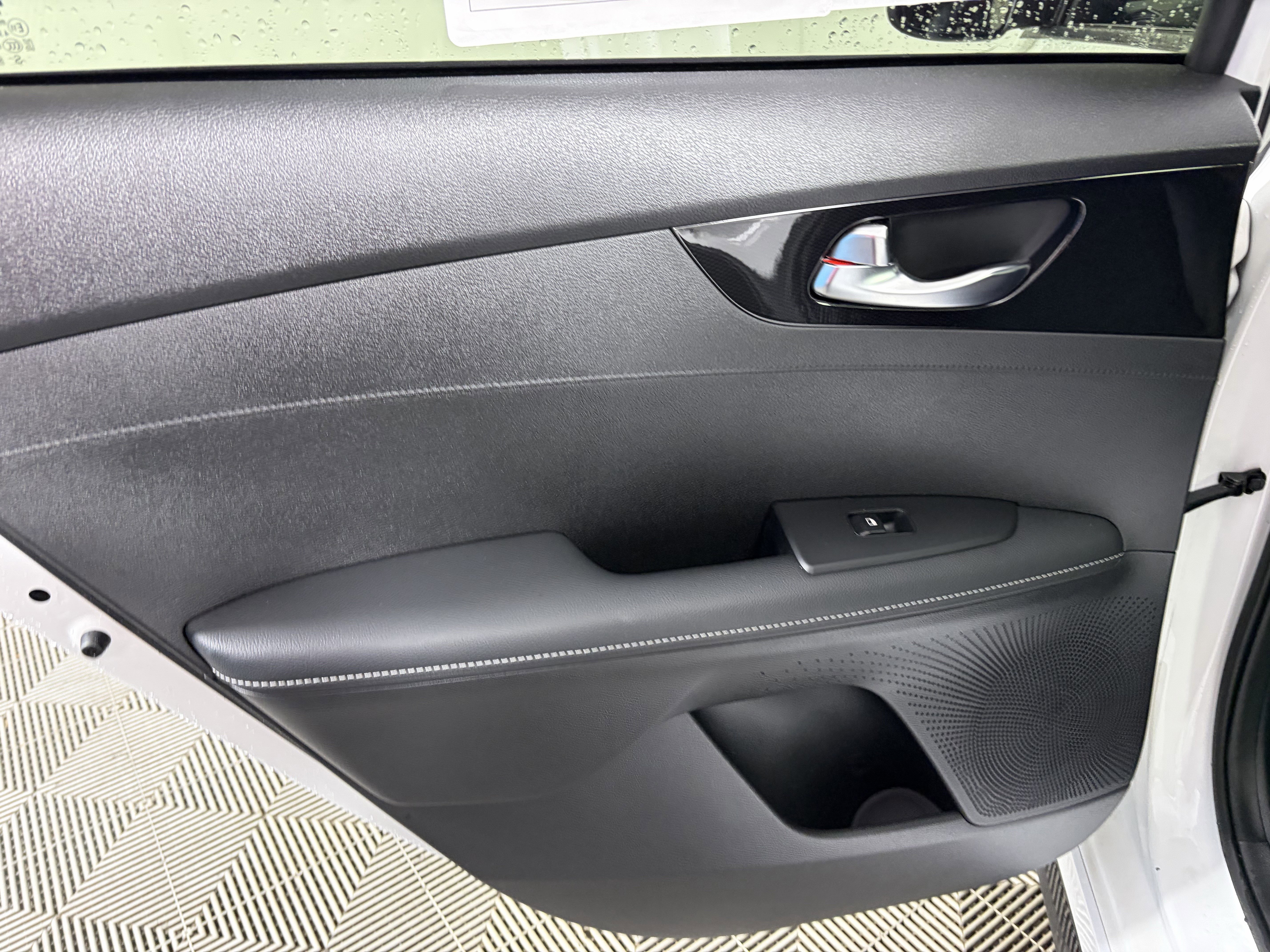 Certified 2024 Kia Forte GT-Line w/ GT-Line Premium Package image 35