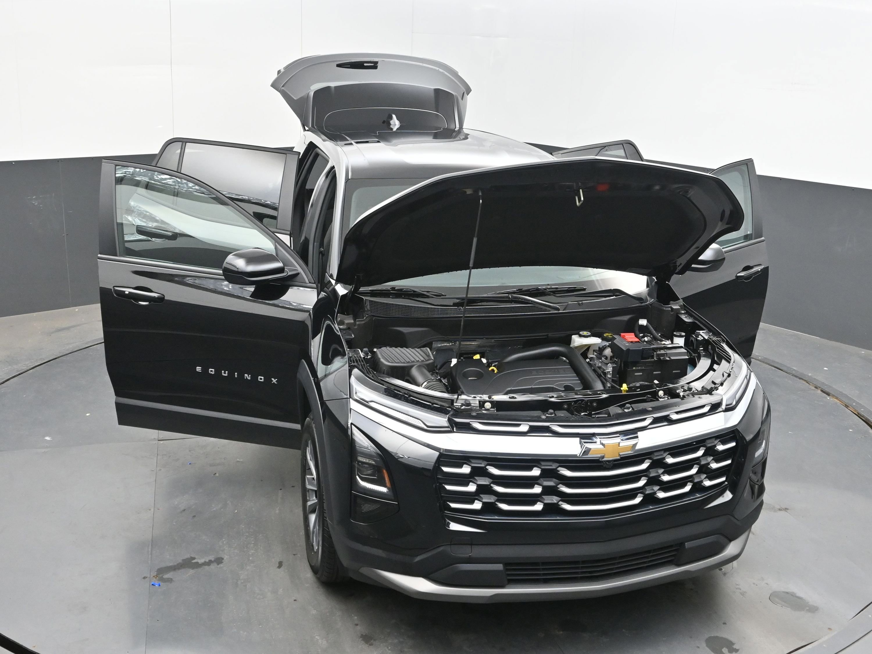 Used 2025 Chevrolet Equinox LT image 41