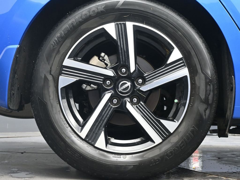 Used 2024 Nissan Sentra SV image 9