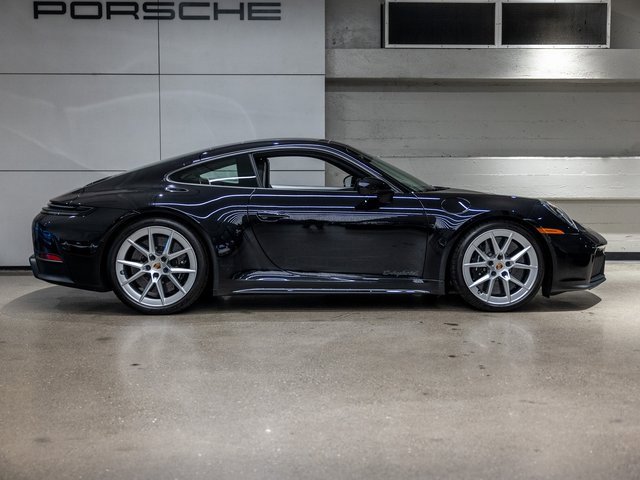 Used 2025 Porsche 911 Carrera GTS image 9