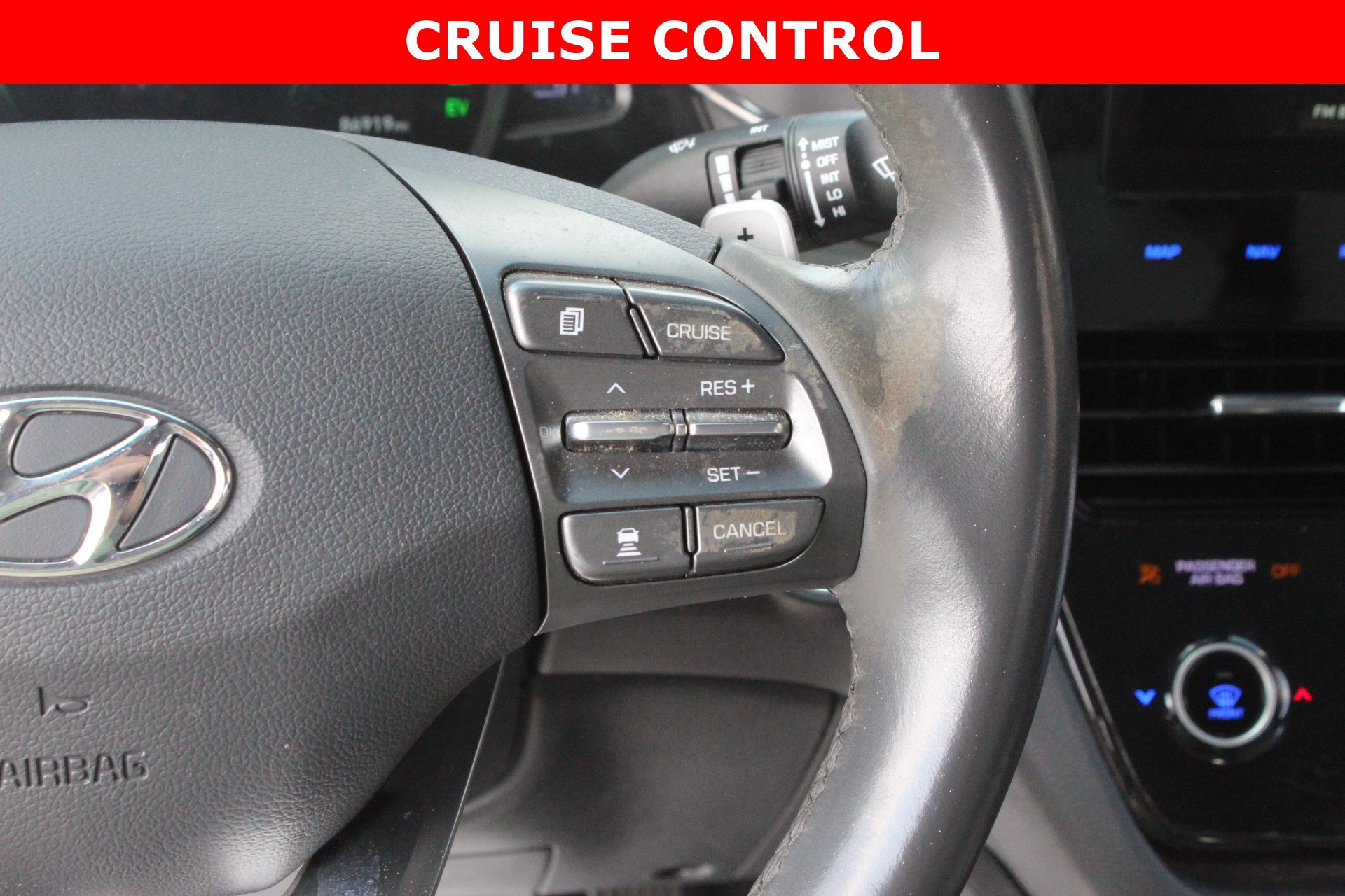 Used 2022 Hyundai Ioniq Limited FWD image 18
