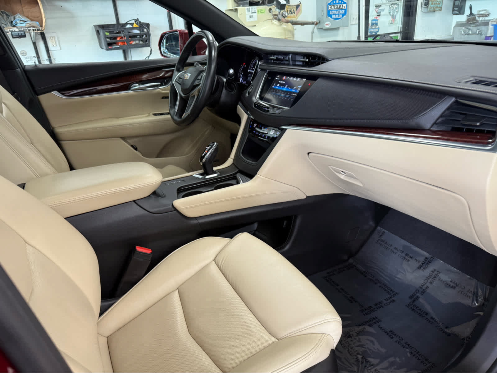 Used 2018 Cadillac XT5 Premium Luxury AWD/4WD image 31