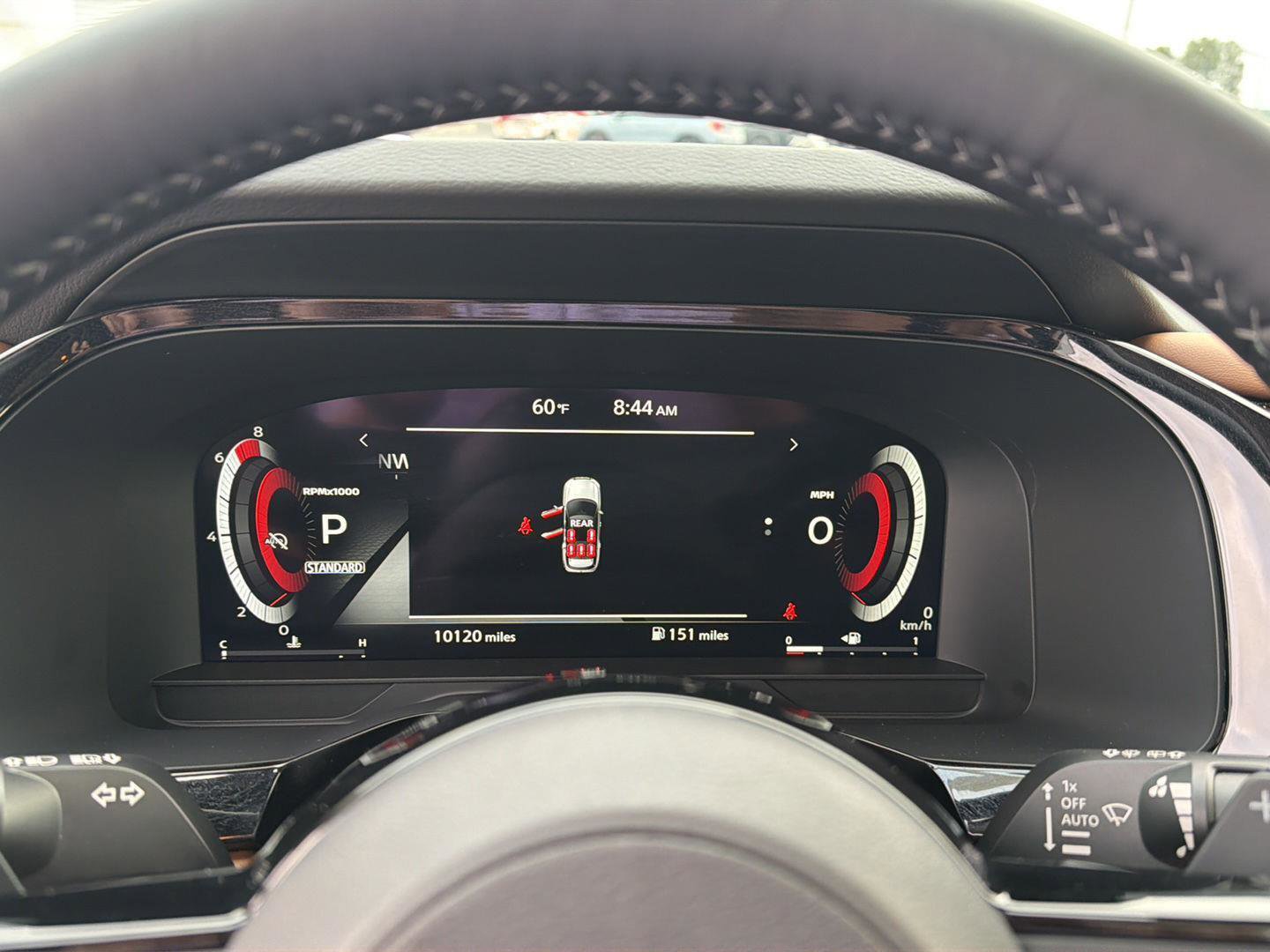 Used 2025 Nissan Pathfinder Platinum FWD image 25