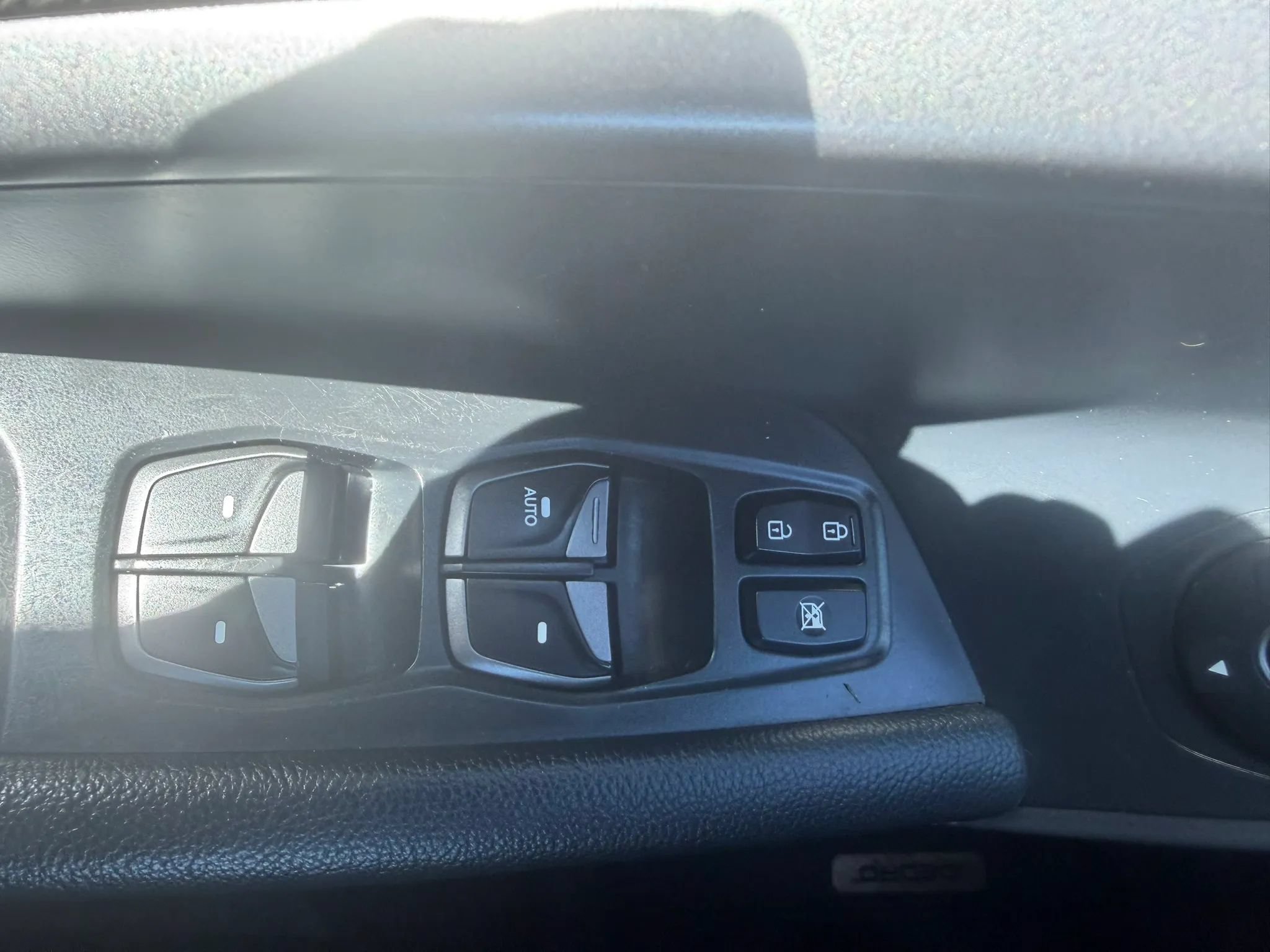 Used 2014 Hyundai Santa Fe Sport AWD/4WD image 26