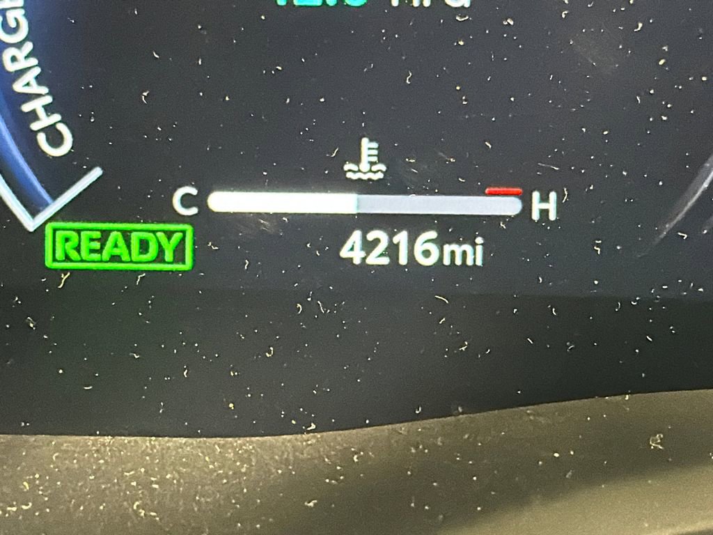 Used 2025 Toyota Camry XLE image 28