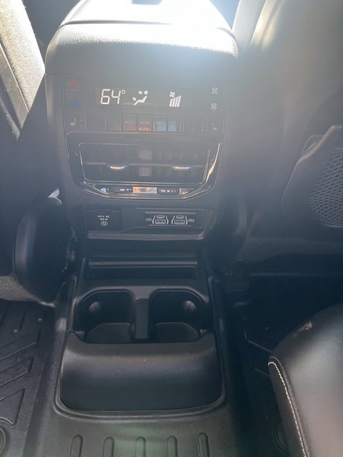 Used 2021 Jeep Grand Cherokee L Limited image 23