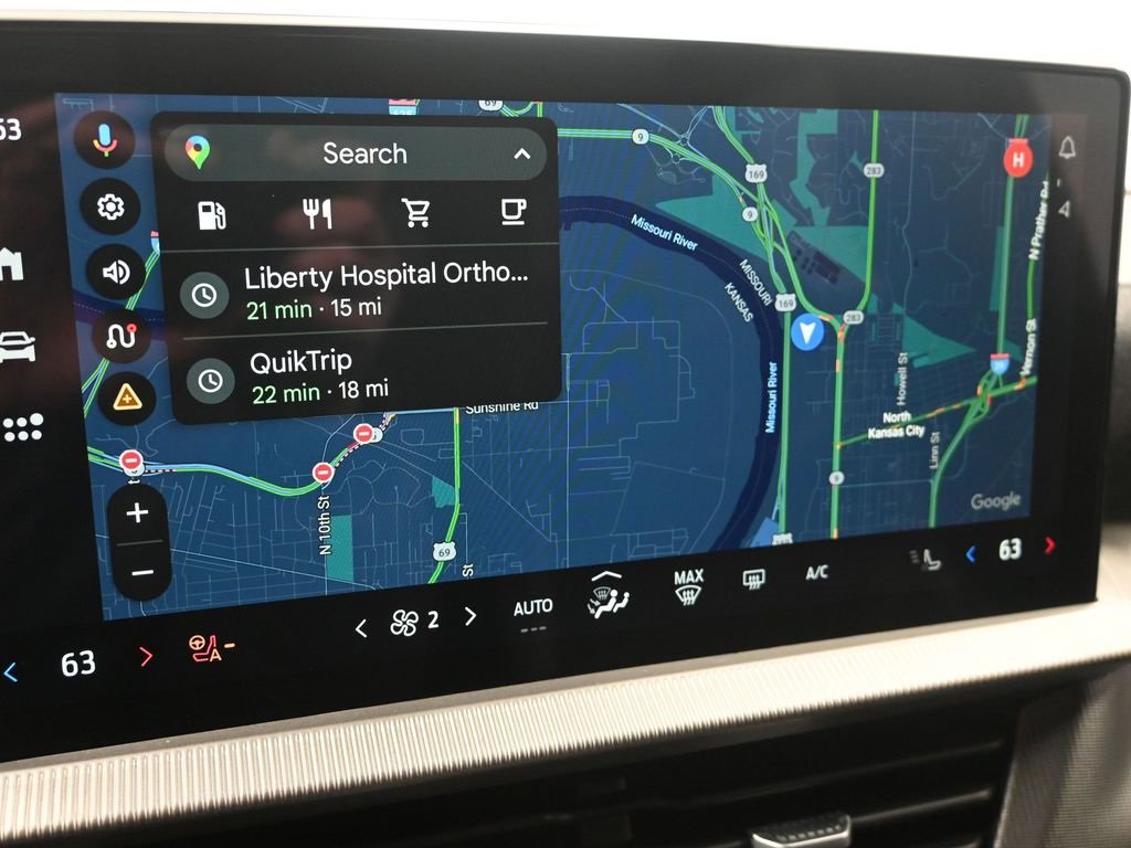 Used 2025 Ford Explorer ST w/ Sun And Sound Package image 17