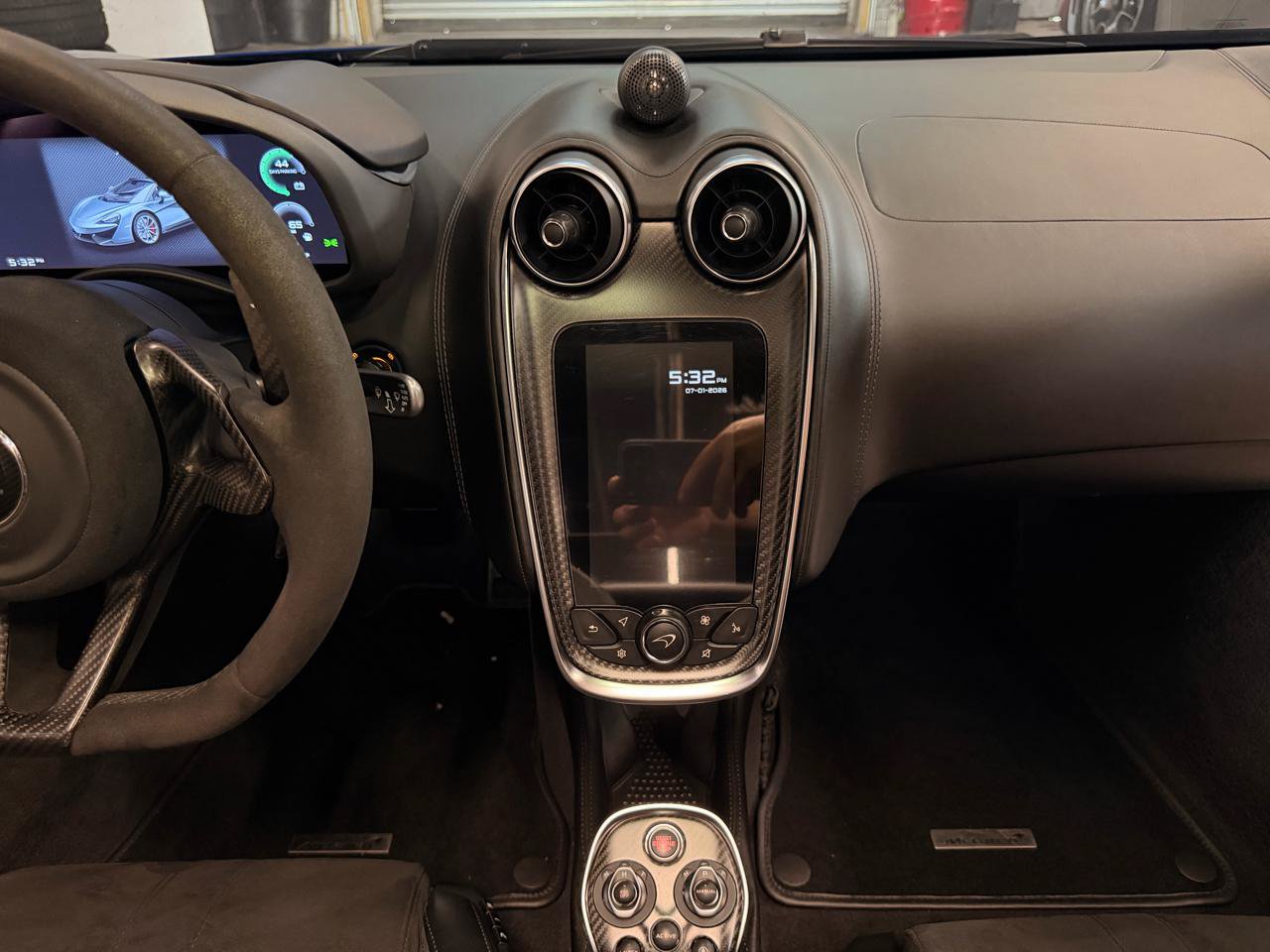Used 2018 McLaren 570S Spider RWD image 20