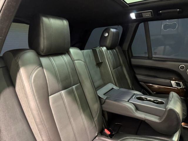 Used 2014 Land Rover Range Rover Supercharged AWD/4WD image 18