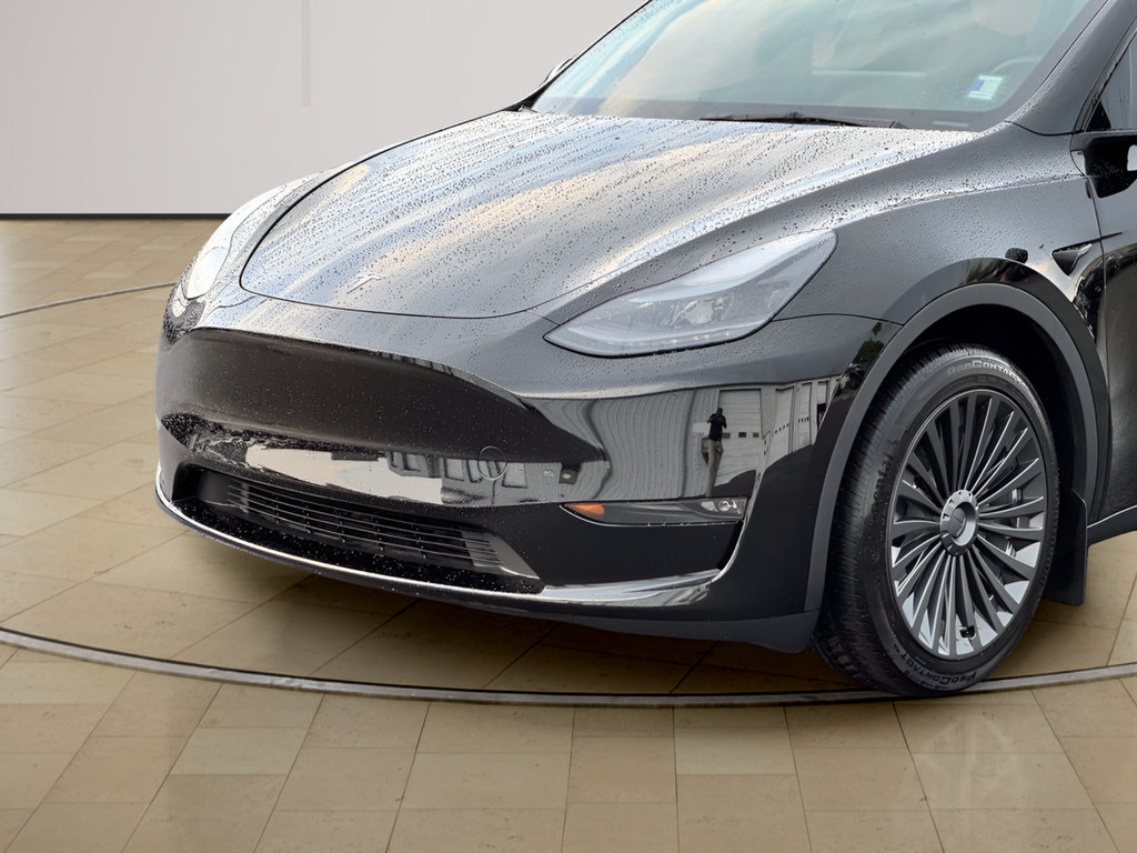 Used 2024 Tesla Model Y Long Range AWD/4WD image 32