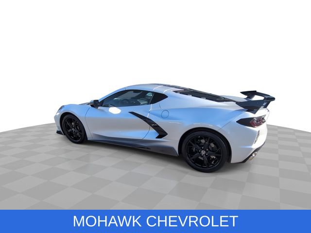 Used 2020 Chevrolet Corvette Stingray Coupe w/ 1LT RWD image 7