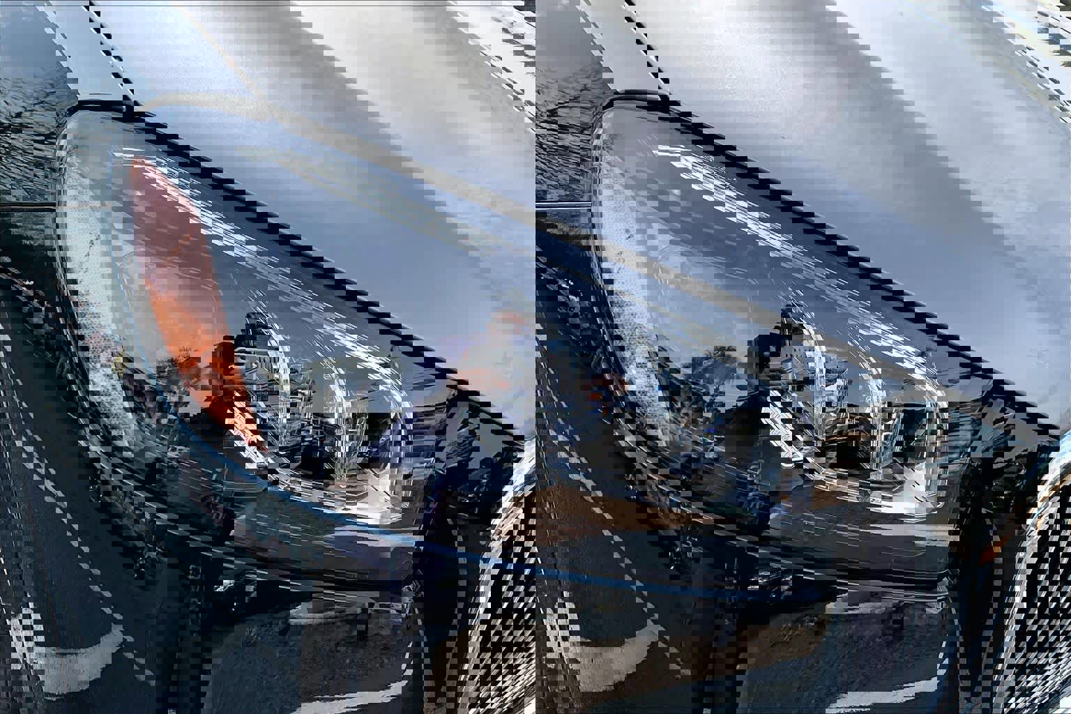 Used 2024 Mercedes-Benz Maybach GLS 600 4MATIC image 28