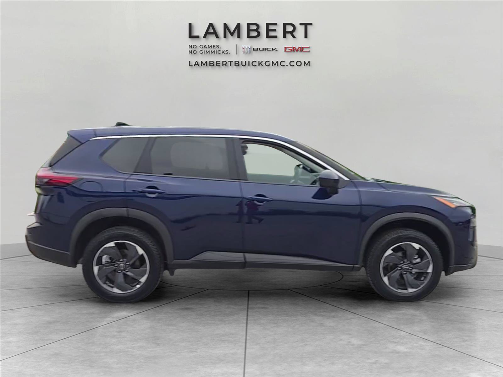 Used 2025 Nissan Rogue SV FWD image 6