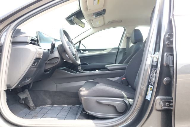Used 2025 Kia K5 LXS image 11