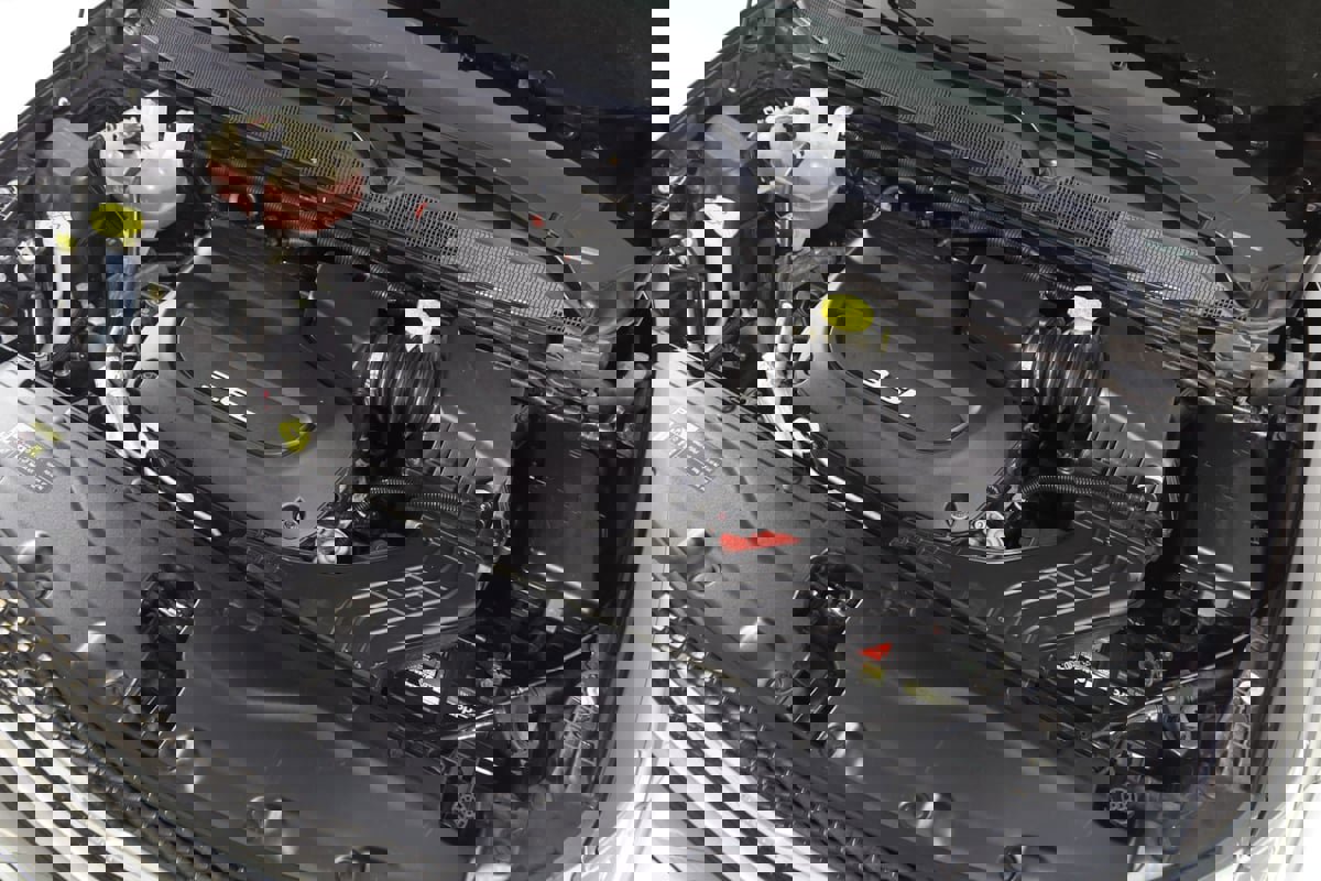 Used 2017 Chrysler Pacifica Touring-L image 18