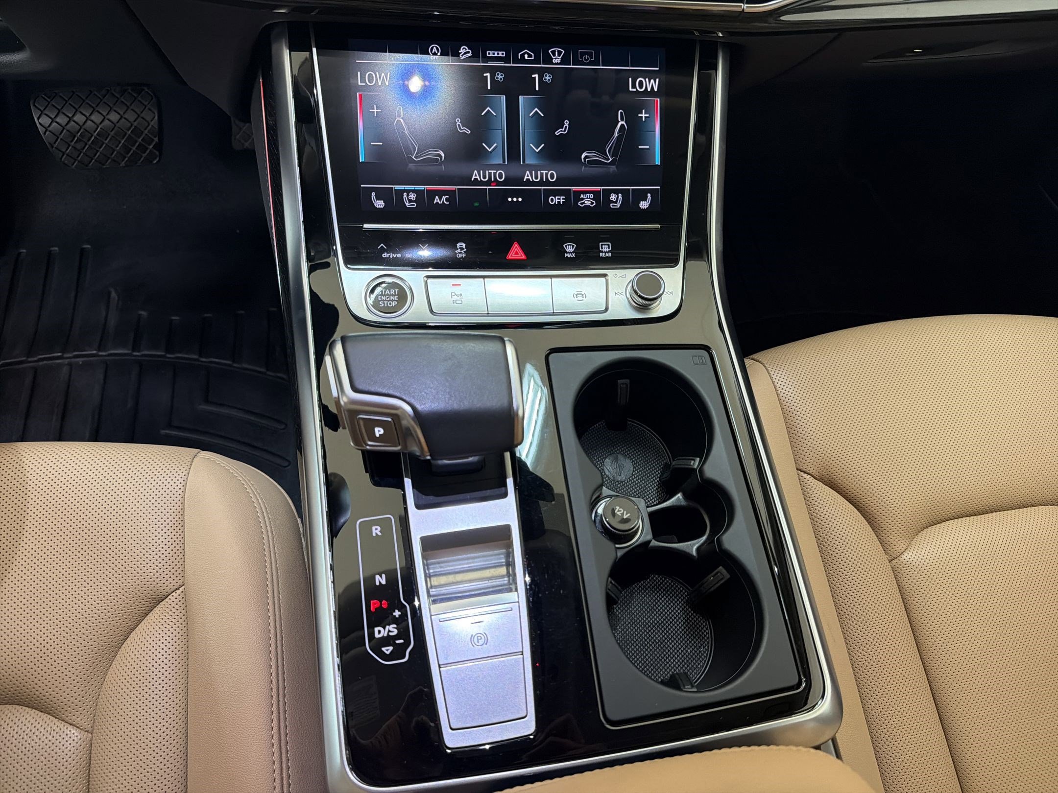 Used 2022 Audi Q7 3.0T Prestige image 17