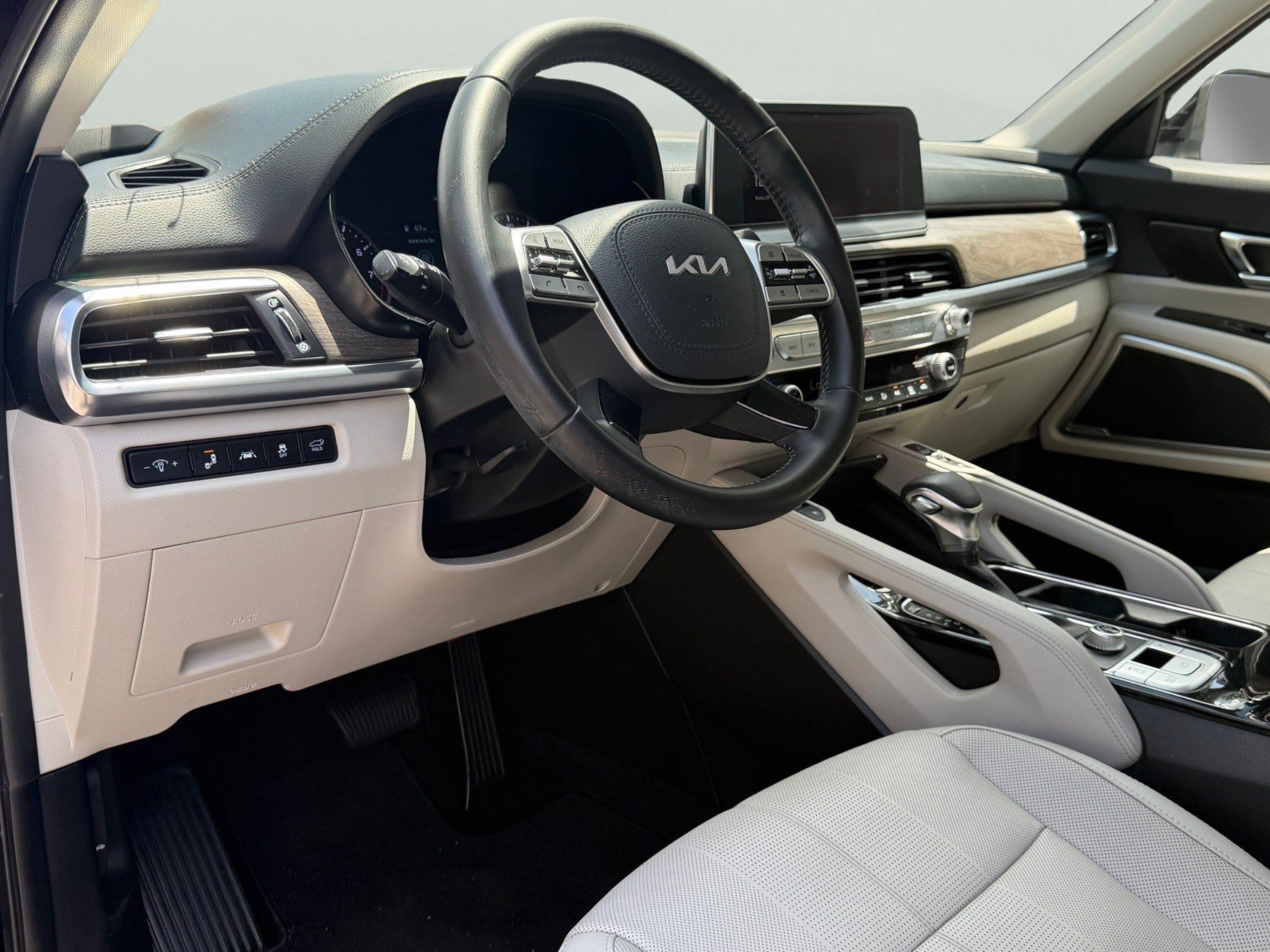 Certified 2022 Kia Telluride EX w/ EX Premium Package FWD image 23