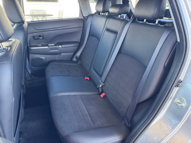 Used 2024 Mitsubishi Outlander Sport SE image 19