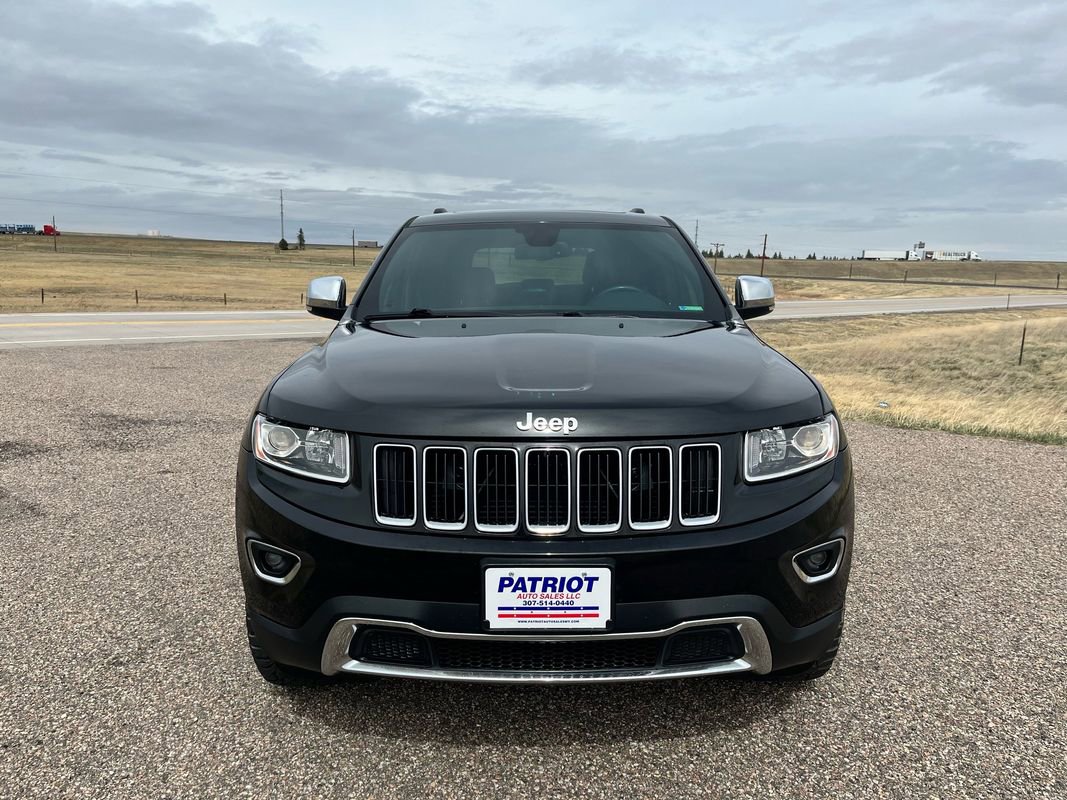 Used 2016 Jeep Grand Cherokee Limited AWD/4WD image 7