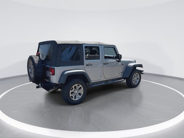 Used 2015 Jeep Wrangler Unlimited Rubicon w/ Connectivity Group AWD/4WD image 8