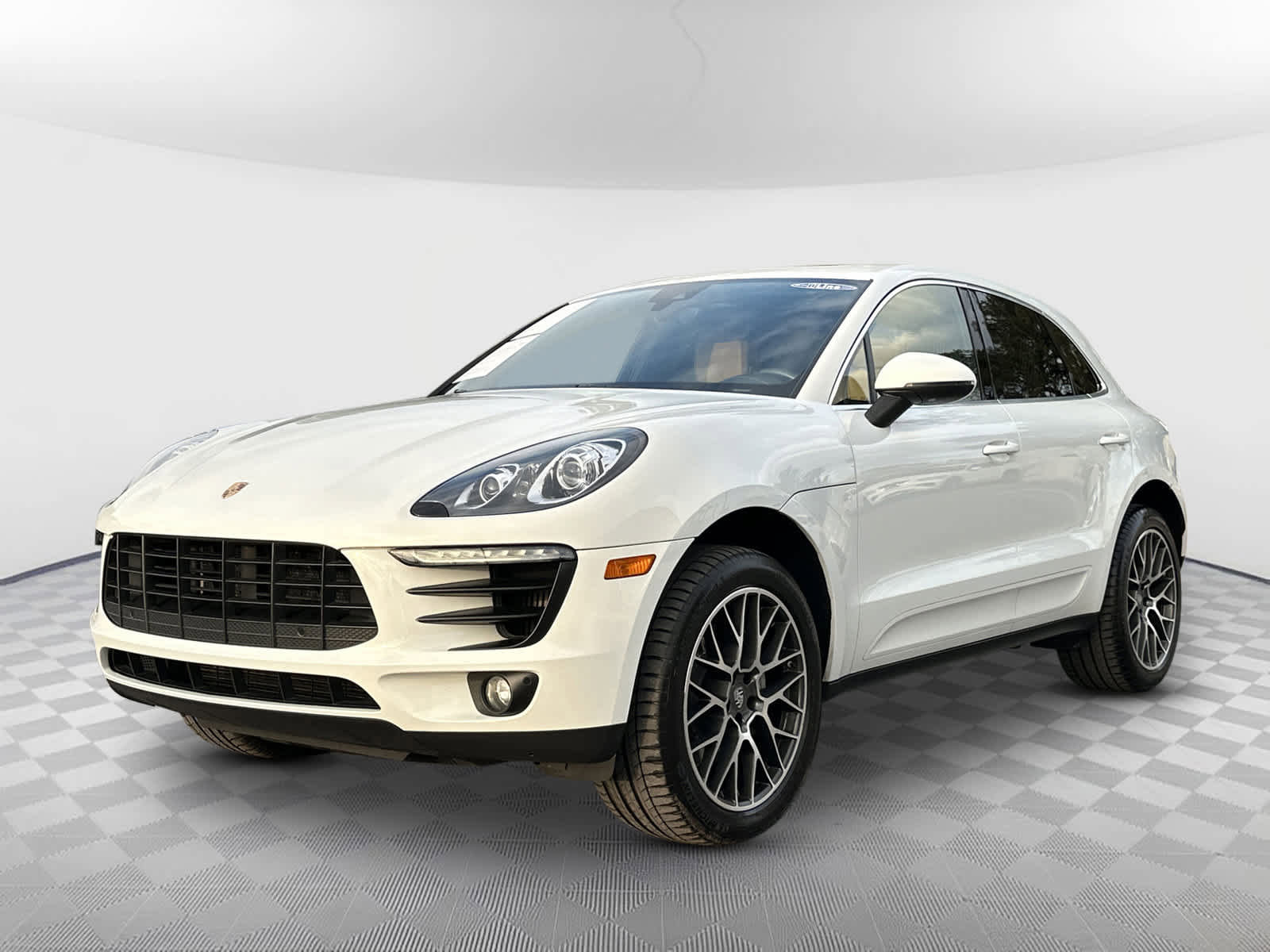Used 2018 Porsche Macan S image 3