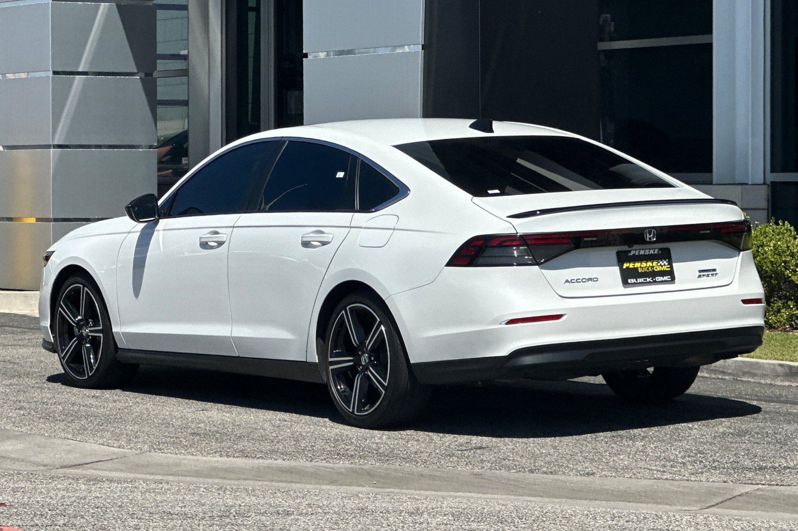 Used 2024 Honda Accord Sport image 6